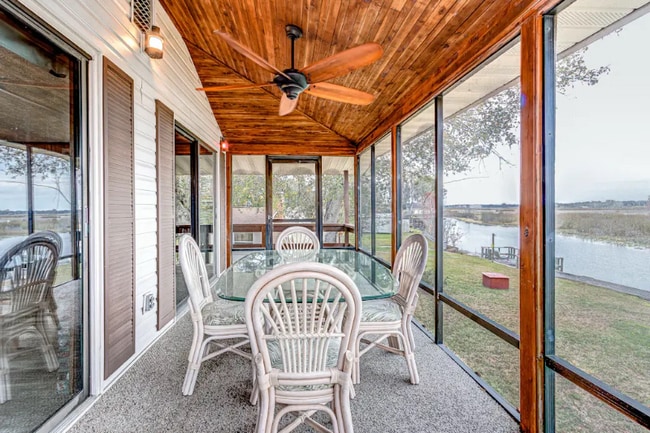 Photo - 9335 E Beech Cir