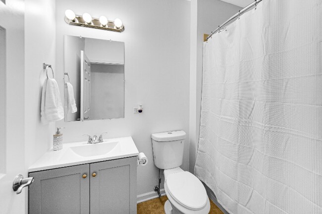 Photo - 1407 S Halsted St