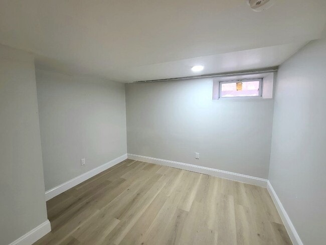 Photo - 539 Scotland Rd Unit 101