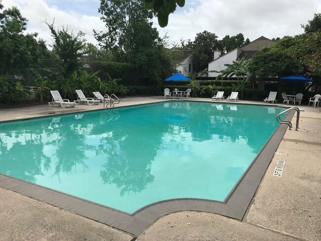 Photo - 10047 Westpark Dr Unidad 46