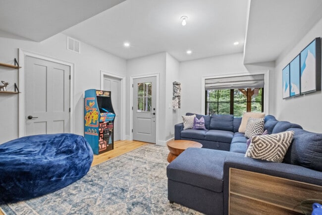 108 Crooked Mountain Rd Unit SI FL3-ID1571365P