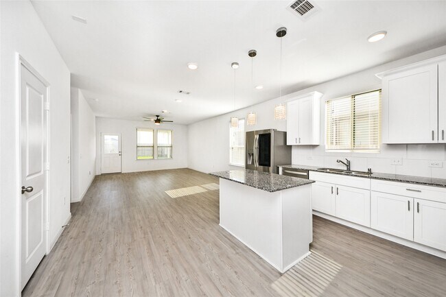 Photo - 14817 Ash Landing Dr