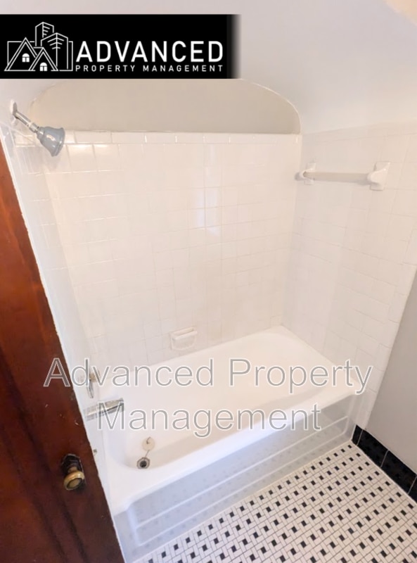 Photo - 3725 S Clement Ave