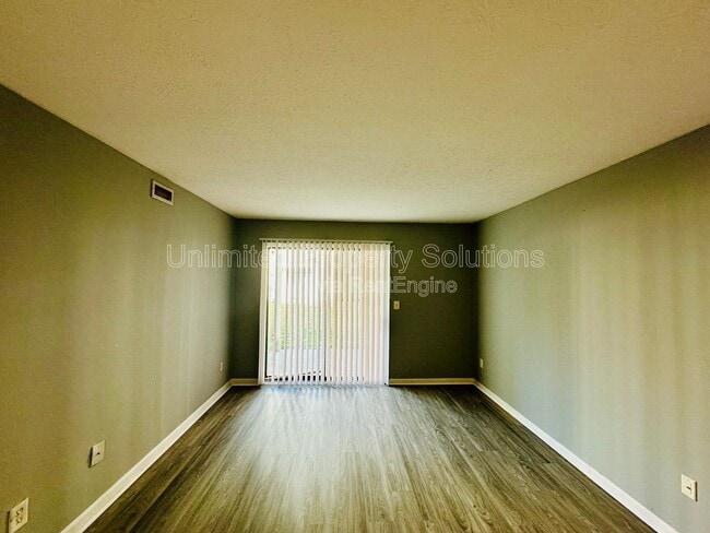 Photo - 209 Sunn Aire Ct Unit A