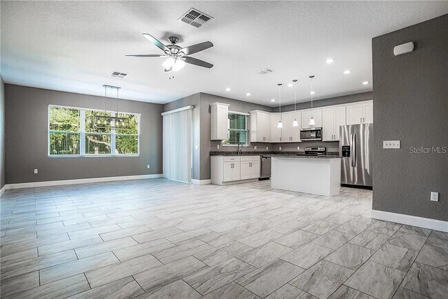 Photo - 5424 Lunn Landings Ave