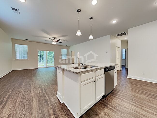 Photo - 406 Ronter Ct