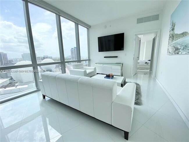 Photo - 851 NE 1st Ave Unit 851 NE 1st Ave # 1602