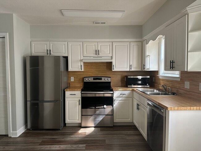Building Photo - 6714 Jefferson Pl Unit C Rental