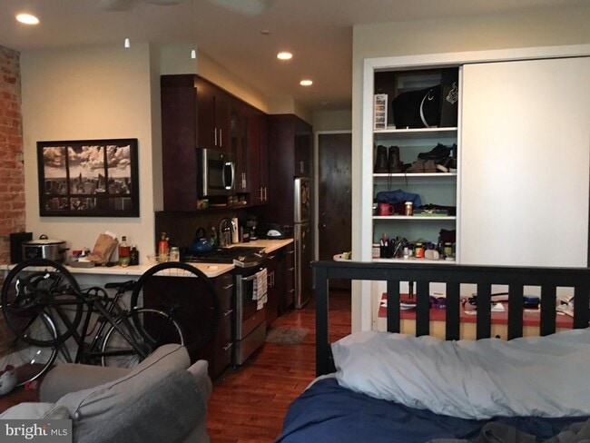 Photo - 131 S 13th St Unit 2F