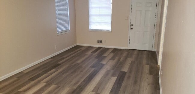 Photo - 4435 41st Pl N