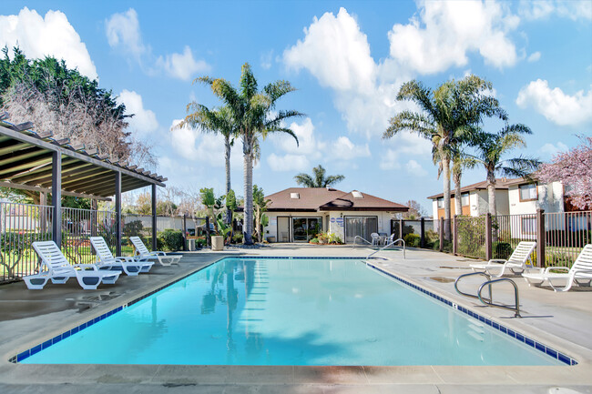 Pool - Chestnut Village Rental