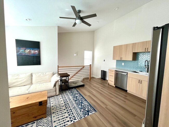 Photo - 107 Park Ave Unit 2