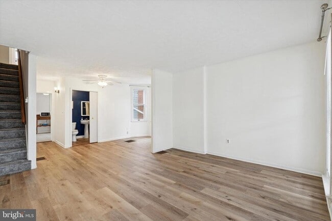 Photo - 429 Church St