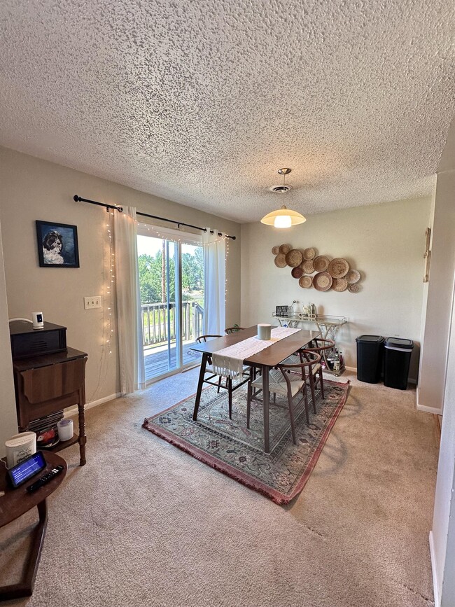 Building Photo - 1600 Banyan Dr