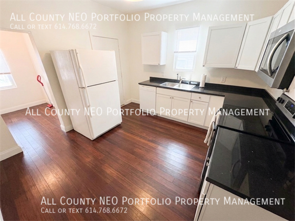 Photo - 908 Ellsworth Ave