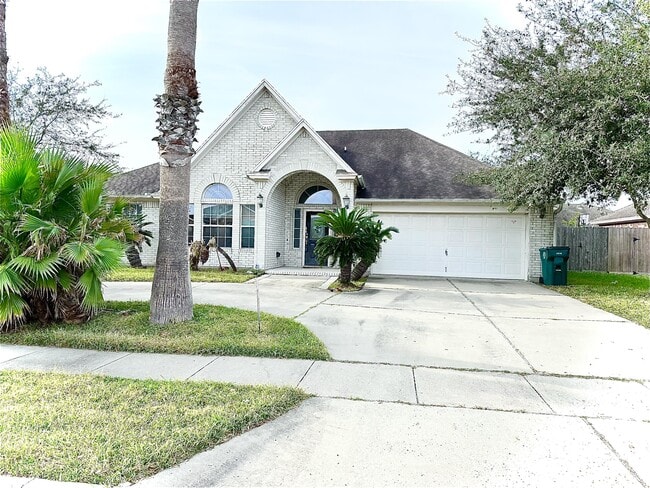 Building Photo - 7613 Bayonne Dr