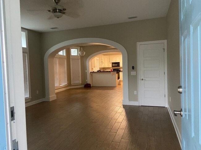 Building Photo - Park Place-310 Unit Park Place