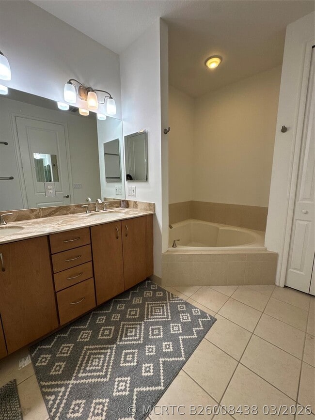 Photo - 127 Riverwalk Cir W