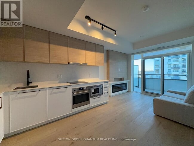 Photo - 1050 Eastern Ave Unit 1314