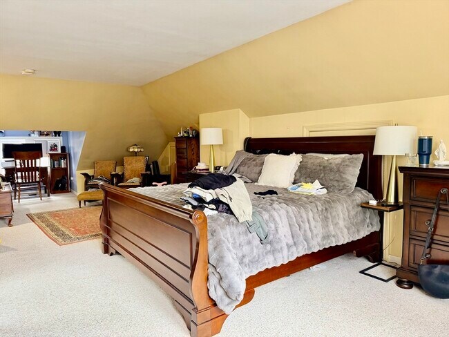 Photo - 740 Belmont St Unit 740