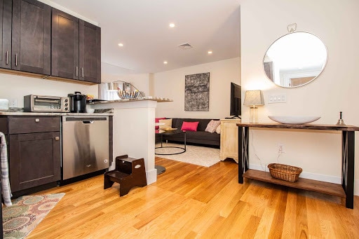 Photo - 14 Chiswick Rd Unit 3