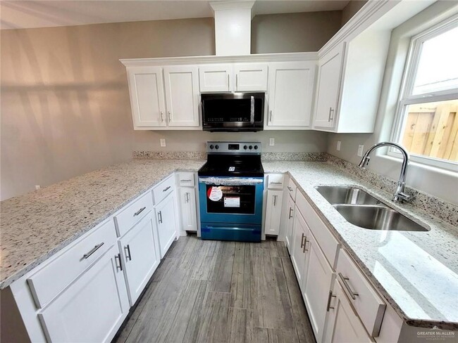 Photo - 1723 Davenport St Unit 1