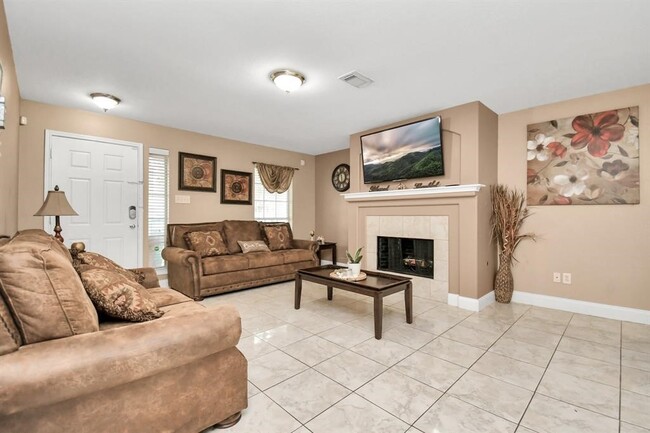 Building Photo - 1215 Lavender Shade Ct