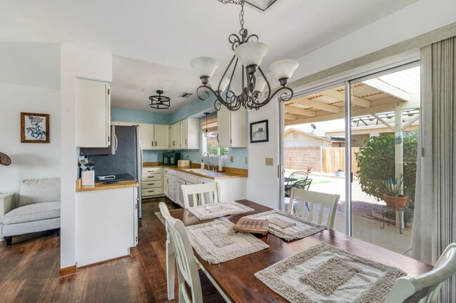 Photo - 3310 Winston Dr