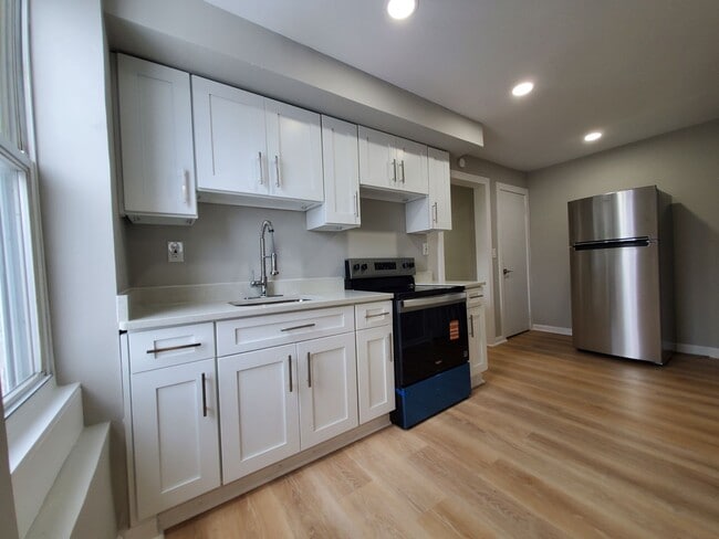 Photo - 1142 Spring Garden St Unit 1