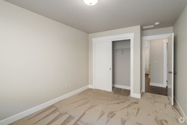 4BR, 2.5BA - 1458SF - Bathroom