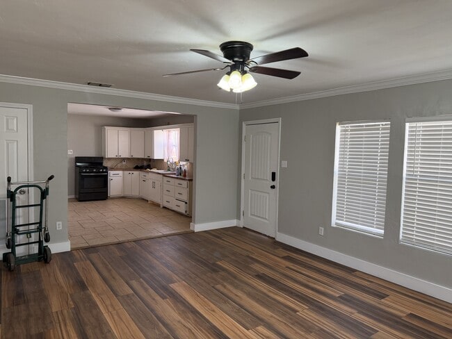 Photo - 3417 27th St