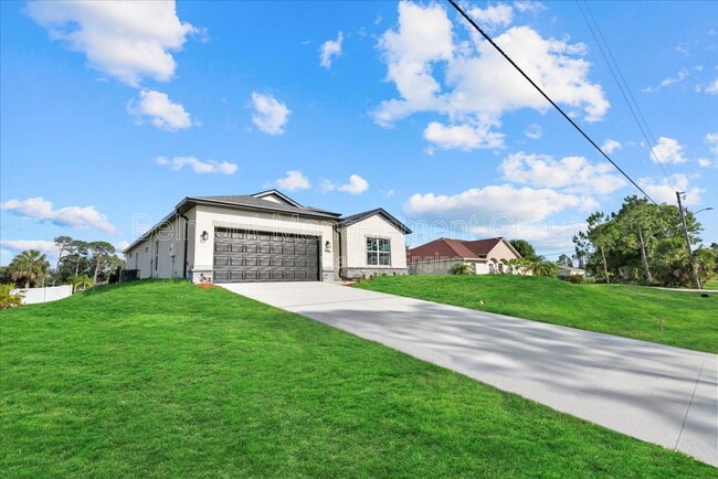 Photo - 1486 Ardisia St