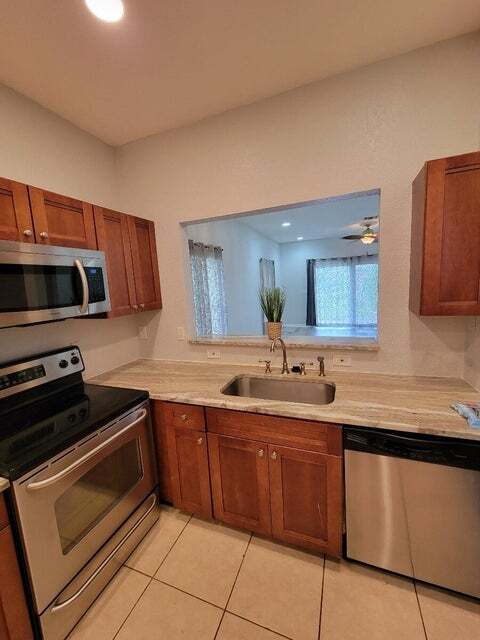 Photo - 197 NW Eller St