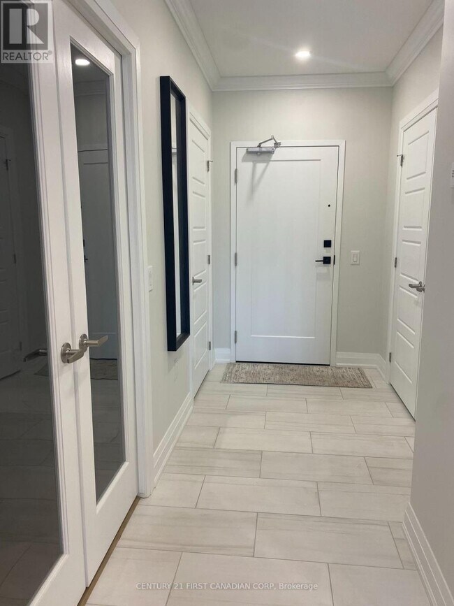 Photo - 1560 Upper W Ave Unit 201