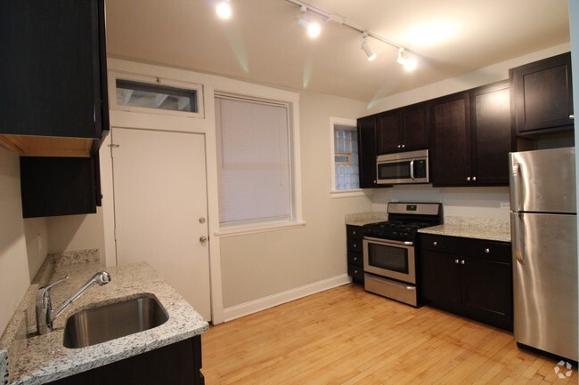 Building Photo - 5340 N Paulina St Unit 1R Rental