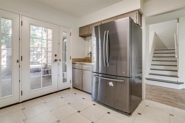 Photo - 115 Brentwood Ct