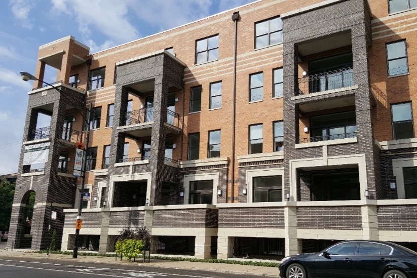 Photo - 2944 N Halsted St