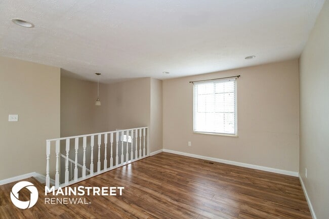 Photo - 4504 Lunenburg Dr