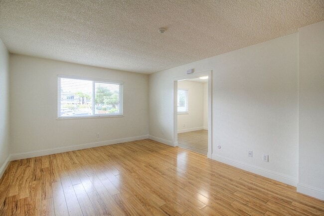 Photo - 1532 Atlanta Ct Unit 07