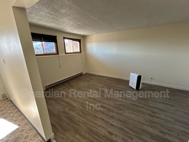 Photo - 39 Kingsway Dr Unit Apartment 1