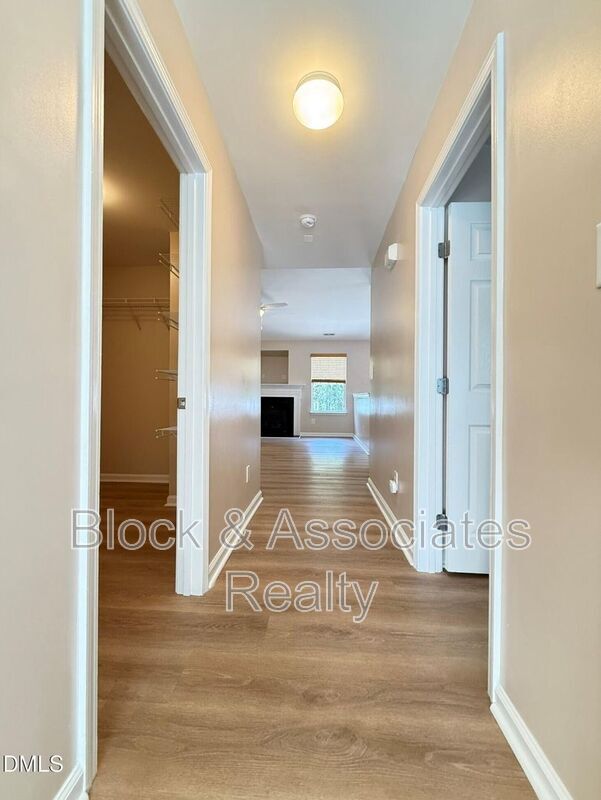 Photo - 1741 E Honey Springs Ave