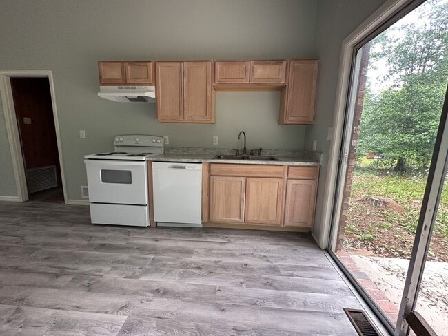 Photo - 1934 Dirk Dr