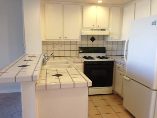 Photo - Beautiful 1 Bed /1 Bath with Hardwood Floors, Central AC, Stainless Steel Appliances, Balcony, Gy...