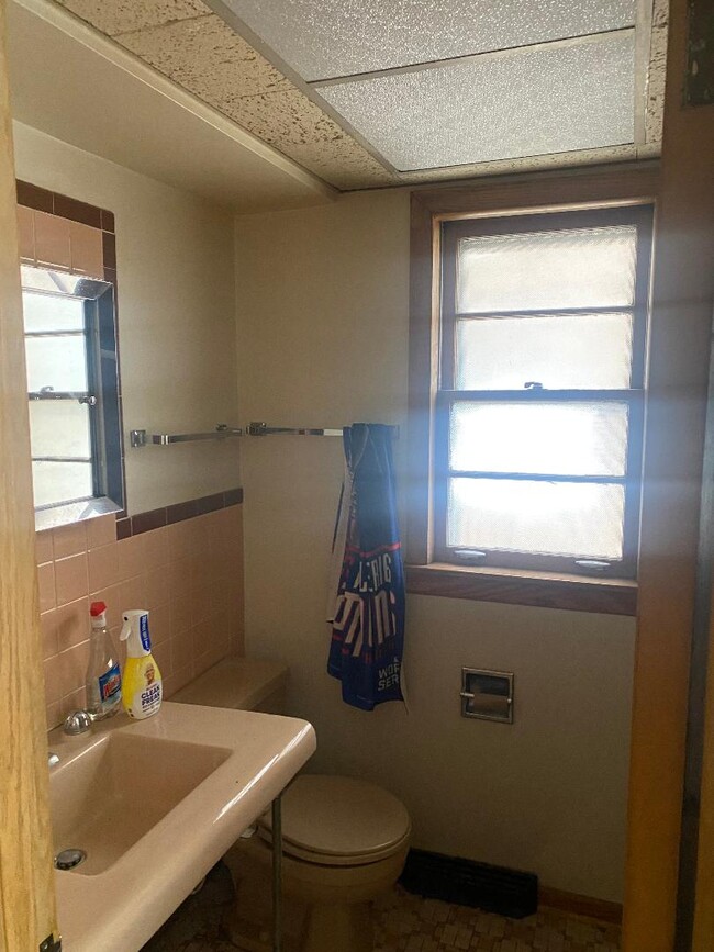 Photo - 209 W 23rd St Unit 2