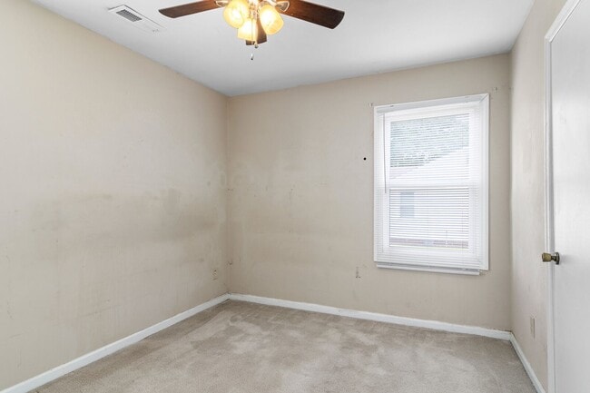 Photo - 503 Woodfin Rd