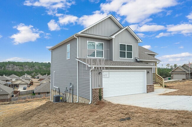 Photo - 390 Woodland Cir