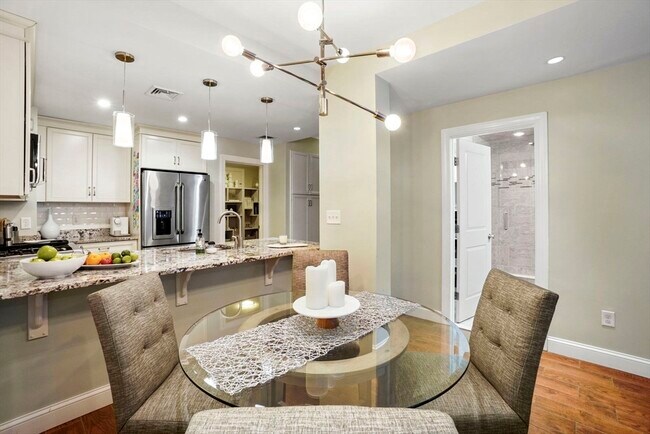 Photo - 16 Follen St Unit 1