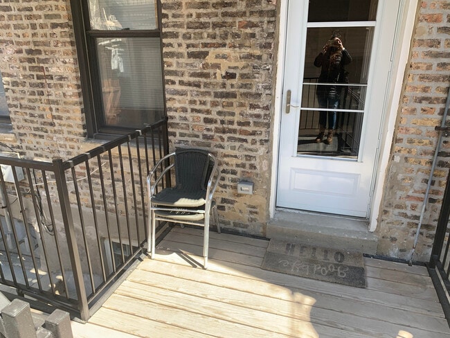 Photo - 1116 N Hermitage Ave Unit 1R