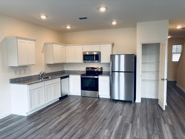 Photo - 3027 Gorman Dr