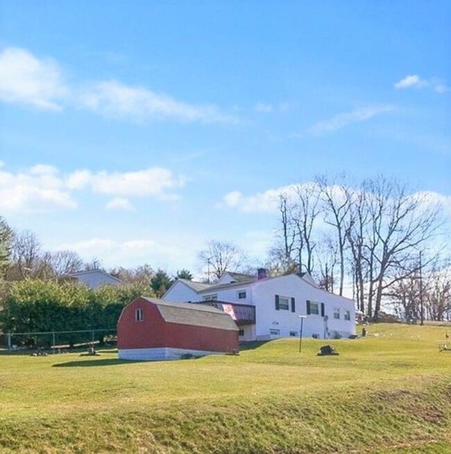 Photo - 723 Lee St